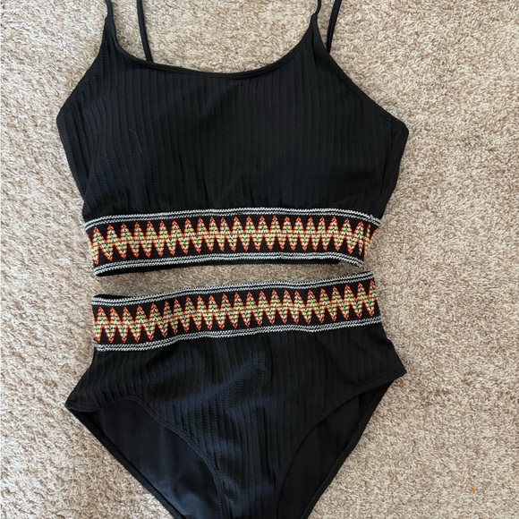 Stylish Black Two Piece Swimsuit - Picture 1 of 5